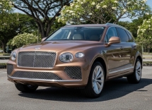 2022 BENTLEY BENTAYGA V8 MULLINER DRIVING SPEC / BENTLEY JAPAN CERTIFIED