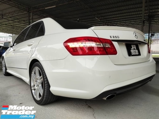 2013 MERCEDES-BENZ E-CLASS E250 CGI BLUE EFFICIENCY AVANTGARDE *TIPTOP CONDIT