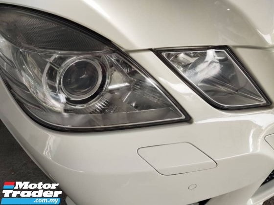 2013 MERCEDES-BENZ E-CLASS E250 CGI BLUE EFFICIENCY AVANTGARDE *TIPTOP CONDIT