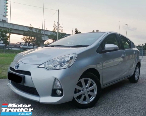 2013 TOYOTA PRIUS C 1.5 (HYBRID) LADIES DRIVER NEW BATERY WITH TOYOTA