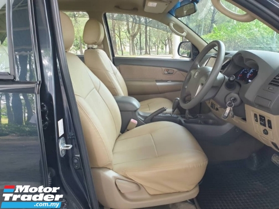 2013 TOYOTA FORTUNER 2.5 (A) G VNT SUV DIESEL LEATHER SEAT CAR KING CONDITION
