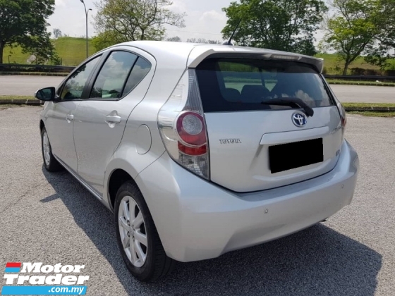 2012 TOYOTA PRIUS C 1.5 (A) Hybrid Hatchback MORE FUEL SAVE FULL SERVICE RECORD NICE NUMBER
