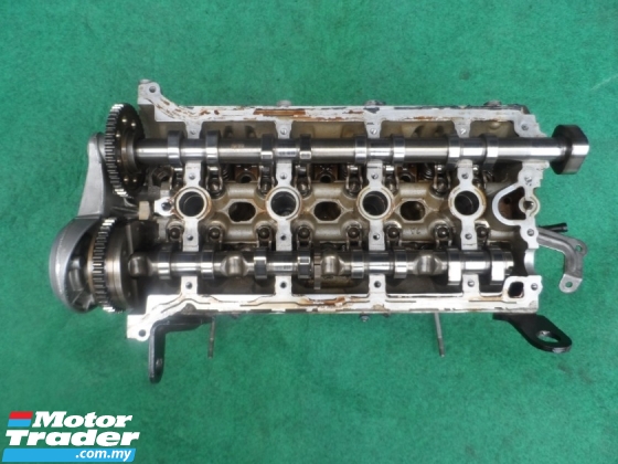 AUDI A4 1.8 CYLINDER HEAD CDH Engine & Transmission