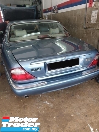 JAGUAR GEAR OIL AUTOMATIC GEARBOX TRANSMISSION CAR SERVICE AIRCOND ABSORBER CHANGE SPRING TIMING BELT DISC BRAKE DRUM OIL FUEL PUMP WORKSHOP SERVICE REPAIR BENGKEL KERETA Engine & Transmission 