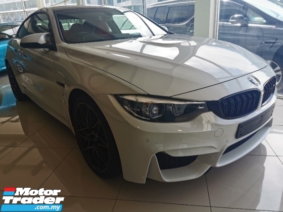 2018 BMW M4 Competition Pack top trim