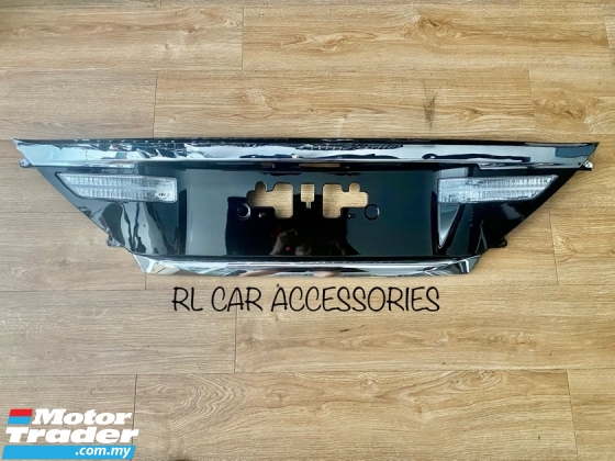 Toyota vellfire alphard anh20 2008 2009 2010 2011 2012 2013 2014 rear NFL plate garnish chrome cover anh 20 boot trunk Exterior & Body Parts > Car body kits 