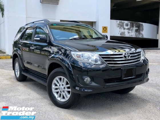 2013 TOYOTA FORTUNER 2.7 V (A)  SPORT SUV / 7 SEAT / LEATHER