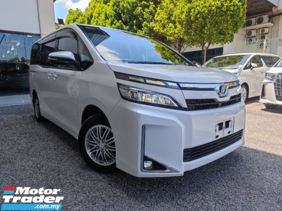 2017 TOYOTA VOXY 2.0 X FACELIFT CHEAPEST IN TOWN PROMO UNREG