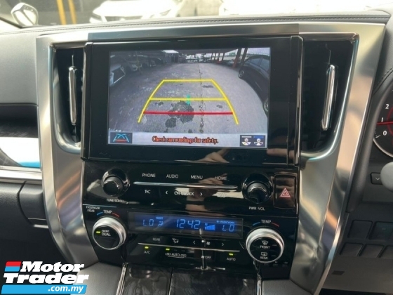 2020 TOYOTA ALPHARD 2.5 SC /3BA /SUNROOF /3 EYE LED /PILOT SEATS/UNREG