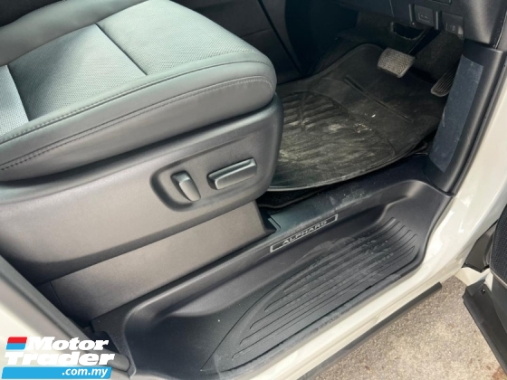 2021 TOYOTA ALPHARD 2.5 SC /3BA /SUNROOF /3 EYE LED /PILOT SEATS/UNREG