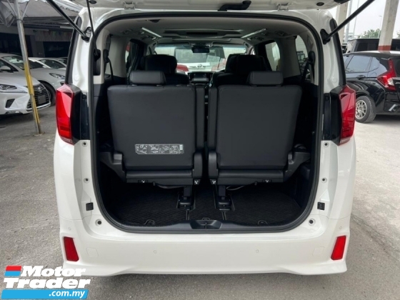 2021 TOYOTA ALPHARD 2.5 SC /3BA /SUNROOF /3 EYE LED /PILOT SEATS/UNREG