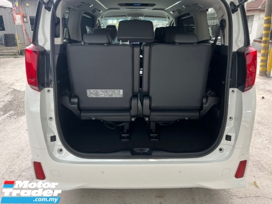2021 TOYOTA ALPHARD 2.5 SC /3 EYE LED /BSM /PILOT SEATS /FULL LEATHER 