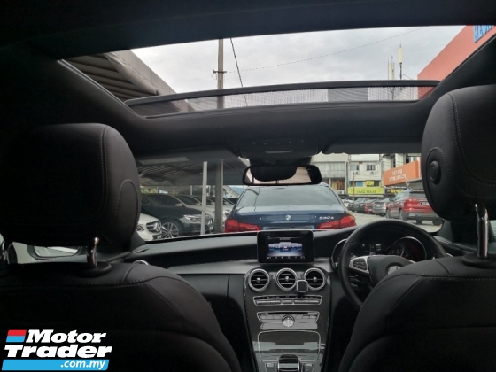 2018 梅赛德斯-奔驰 C 级 C350e AMG 系列 CKD 混合动力 年份 2018 Mil 82k km 完整服务周期运输保修 11 月 2026