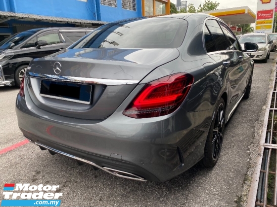 2019 梅赛德斯 - 奔驰C级C300 2.0 AMG 66K KM 保修期内提供全面服务