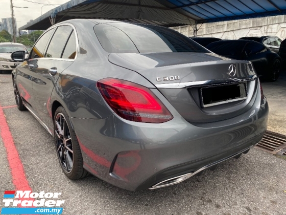2019 梅赛德斯 - 奔驰C级C300 2.0 AMG 66K KM 保修期内提供全面服务