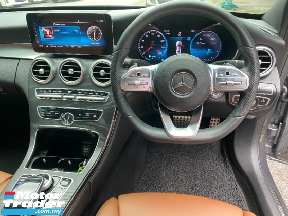 2019 梅赛德斯 - 奔驰C级C300 2.0 AMG 66K KM 保修期内提供全面服务