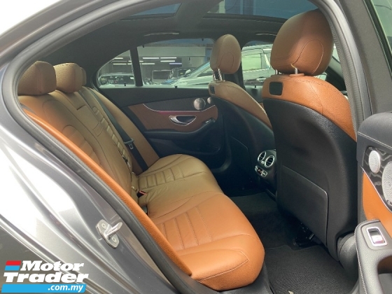 2019 梅赛德斯 - 奔驰C级C300 2.0 AMG 66K KM 保修期内提供全面服务