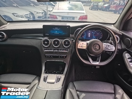 2021 梅赛德斯-奔驰 GLC 级 200 (一个) 像新的
