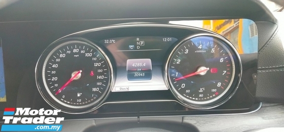 2018 梅赛德斯-奔驰 E 级 E300 2.0cc AMG COUPE PREMIUM (一个) 英国规格 2 年保修