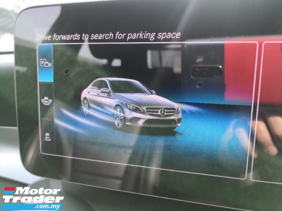 2020 梅赛德斯-奔驰 C 级 C200 AMG W205 全新改款年份 2020 千 45000 km 全方位服务循环保修至 11 月 2024