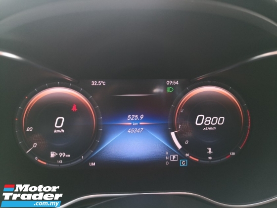 2020 梅赛德斯-奔驰 C 级 C200 AMG W205 全新改款年份 2020 千 45000 km 全方位服务循环保修至 11 月 2024