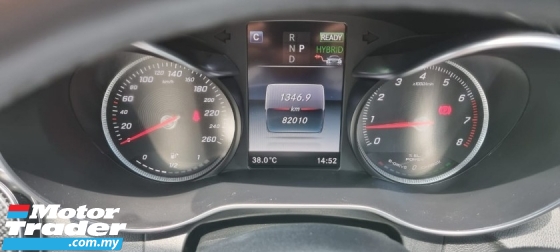2018 梅赛德斯-奔驰 C 级 C350e 2.0cc AMG (CKD) (UW02/2024) 寄存器 2018