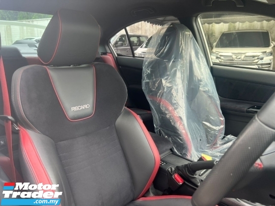 2019 SUBARU WRX STi 2.0 TYPE S /JAPAN SPEC /MANUAL /RECARO SEATS 
