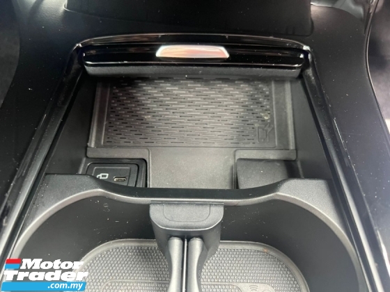 2020 MERCEDES-BENZ A250 2.0 SPORT SEDAN /PANAROMIC ROOF /DIGITAL METER 