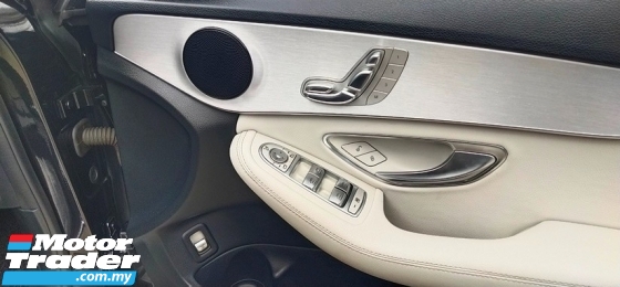 2016 梅赛德斯-奔驰 C 级 C200 2.0cc AVT (一个) 2016 CKD 118K KM 2 年保修 