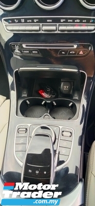 2016 梅赛德斯-奔驰 C 级 C200 2.0cc AVT (一个) 2016 CKD 118K KM 2 年保修 