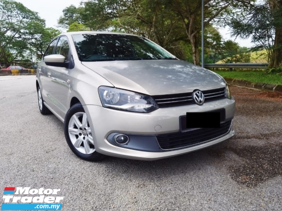 Volkswagen polo sedan 2013 hot sale