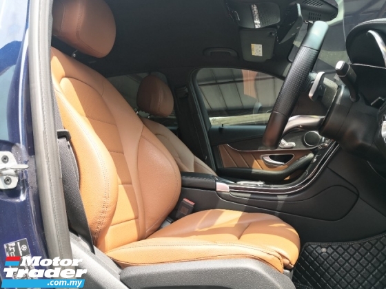 2021 梅赛德斯-奔驰 GLC 级 GLC200 AMG 系列 制造年份 2021 CKD 全方位服务 HAP SENG 54k 公里保修期内 8.2025 不错 没有 2828