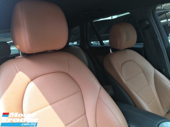 2021 梅赛德斯-奔驰 GLC 级 GLC200 AMG 系列 制造年份 2021 CKD 全方位服务 HAP SENG 54k 公里保修期内 8.2025 不错 没有 2828
