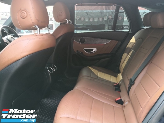 2021 梅赛德斯-奔驰 GLC 级 GLC200 AMG 系列 制造年份 2021 CKD 全方位服务 HAP SENG 54k 公里保修期内 8.2025 不错 没有 2828