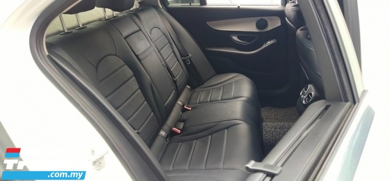 2015 MERCEDES-BENZ C-CLASS C200 2.0cc AVT (A) 2015 CKD 58K KM 2TAHUN WARANTI
