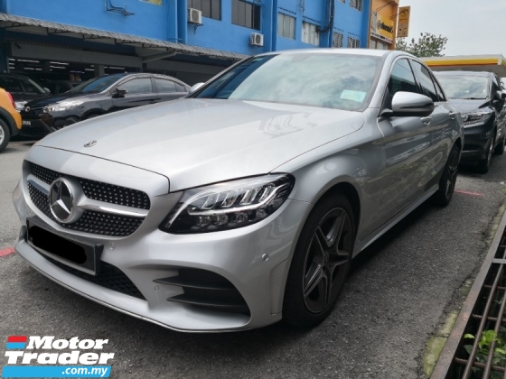 2020 MERCEDES-BENZ C-CLASS C200 AMG 2.0 Facelift Baharu TAHUN DIBUAT 2020 OWNER Wanita Perbatuan Sangat Sangat Rendah 9022 km Sahaja Wrnty 11.2024