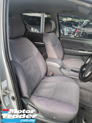 2011 TOYOTA HILUX 2.5cc 4X4 DOUBLE CAB (CKD) REGISTER 2011