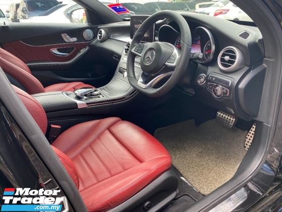 2017 梅赛德斯-奔驰 C-CLASS 350e AMG CKD 全方位服务记录保修至 25
