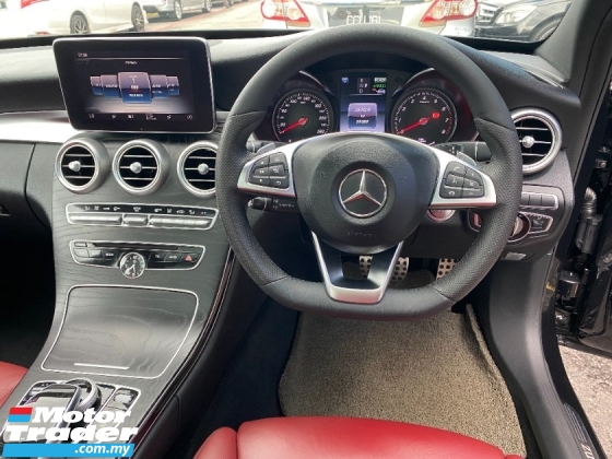 2017 梅赛德斯-奔驰 C-CLASS 350e AMG CKD 全方位服务记录保修至 25
