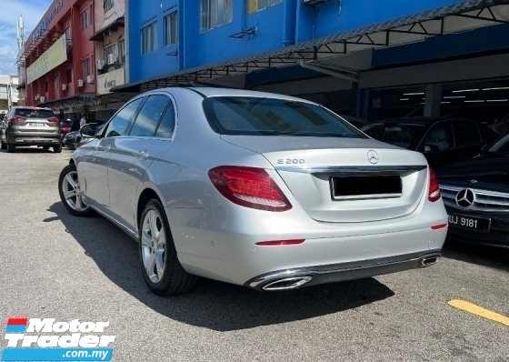 2017 梅赛德斯 - 奔驰E级E200