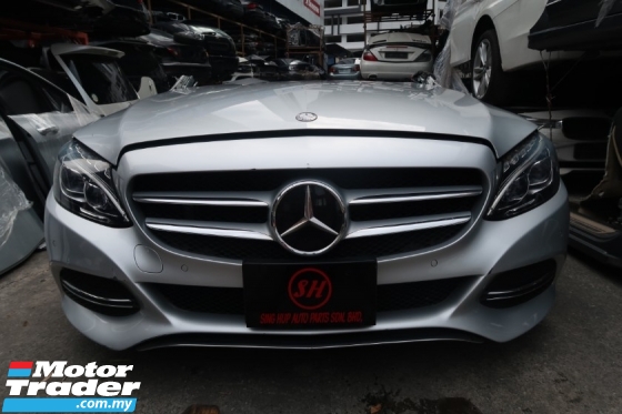 MERCEDES W205 HALF CUT SPARE PARTS Half-cut 