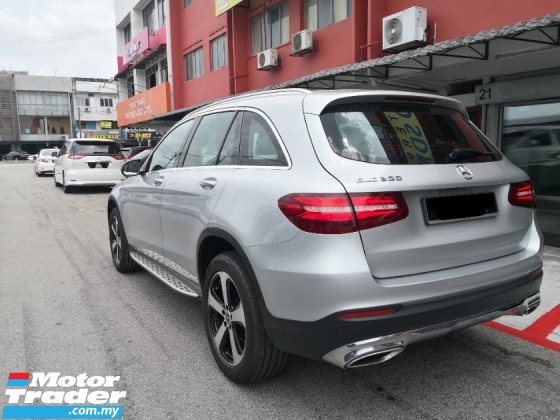 2017 MERCEDES-BENZ GLC-CLASS GLC200 Eksklusif TAHUN DIBUAT 2017 Selesai 90k km Sahaja Perkhidmatan Penuh HAP SENG STAR ((( 2 thn Waranti )))