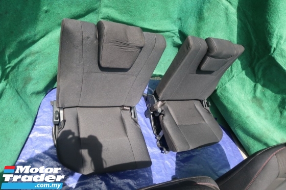 TOYOTA WISH ZGE20 SEAT 1SET Seat 