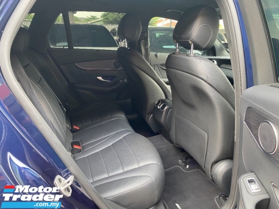 2021 MERCEDES-BENZ GLC 200 2.0 (一个) AMG 保修期内的全面服务记录