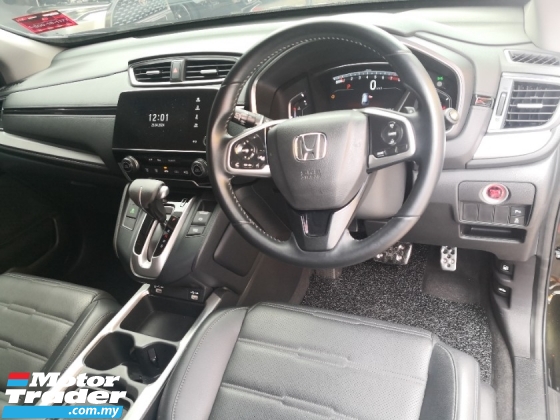 2023 HONDA CR-V 2.0i VTEC Model Baru TAHUN DIBUAT 2023 Selesai 14000 km Sahaja Waranti KAH MOTOR Servis Penuh hingga Mac 2028 