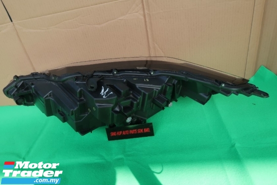 LEXUS RX350 HEAD LAMP PER SIDE Lighting 