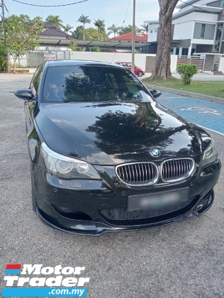 2005 BMW  M5