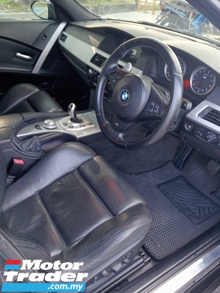 2005 BMW  M5