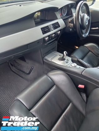 2005 BMW  M5