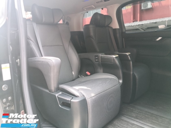 2021 丰田ALPHARD 2.5 SC 飞行员座椅 Pre Reg 2.xx 银行利率天窗 DIM BSM 满载 ((( 5 年度保修 )))